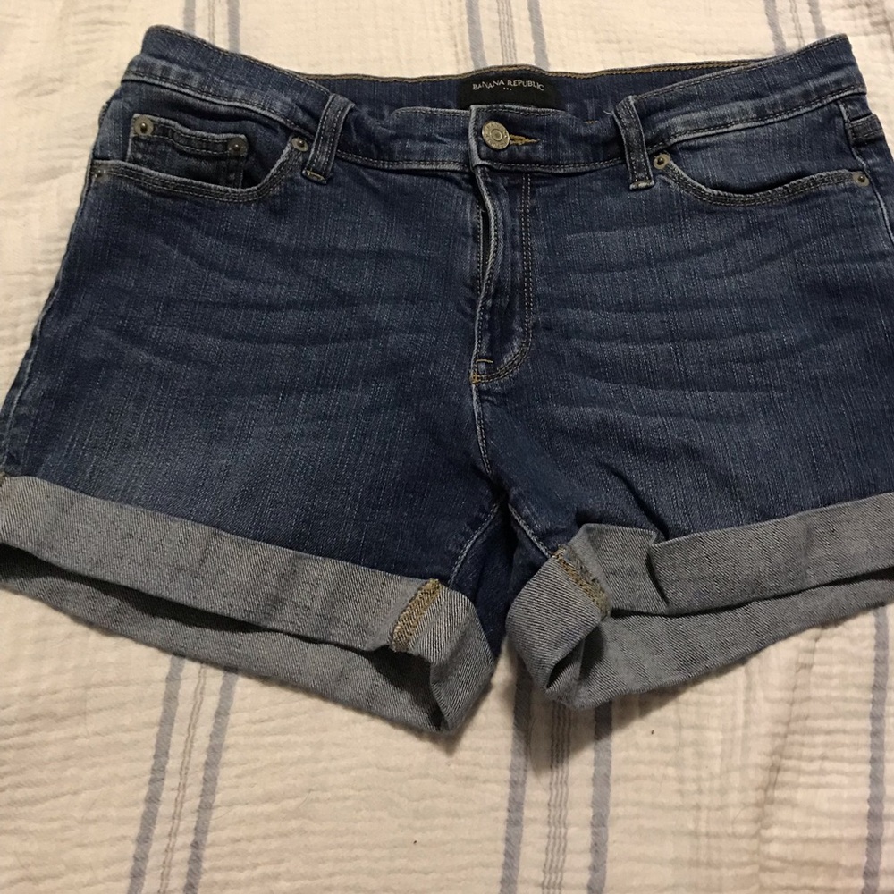 Banana Republic cuffed jean shorts